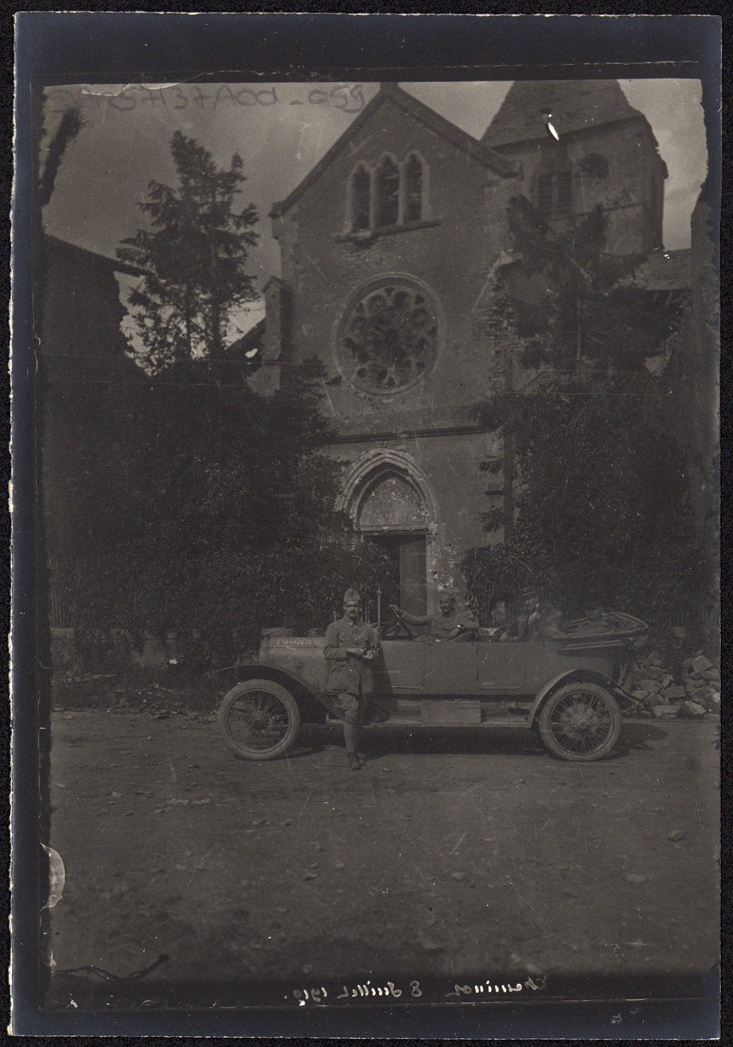 Dommages de guerre, vue d’ensemble de la façade ouest.