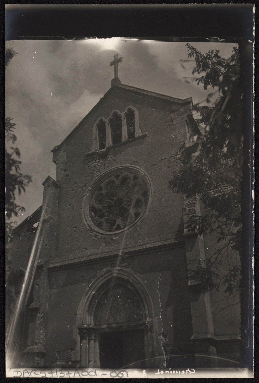 Dommages de guerre, vue d’ensemble de la façade ouest.