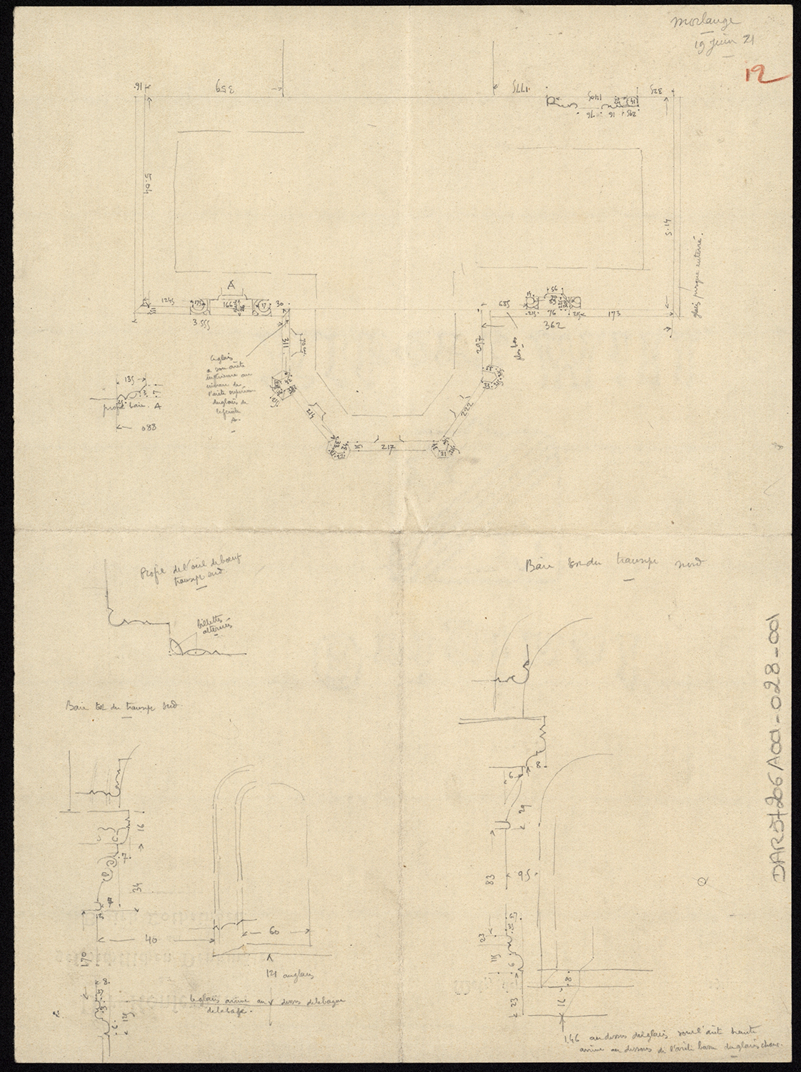 Croquis d’architecture, détails des modénatures du chevet, du transept et des piédroits des baies du transept.
