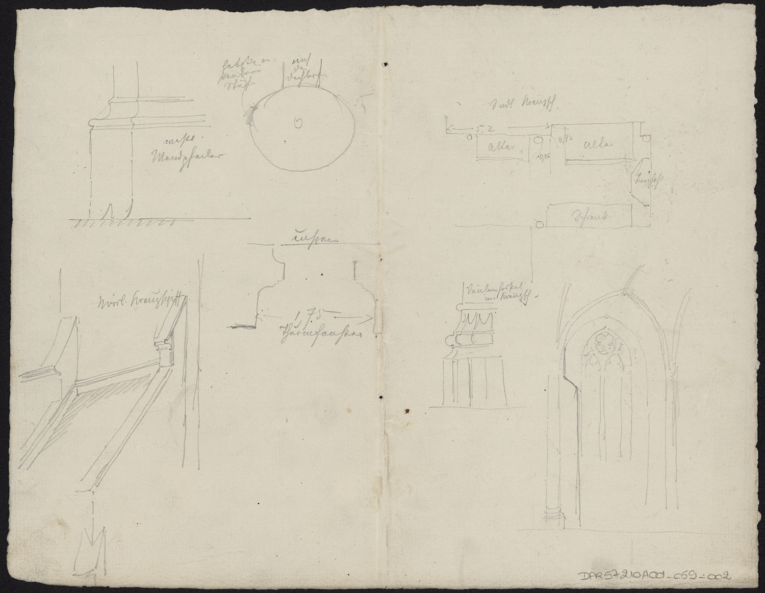 Croquis d’une travée du transept nord et d’un pilier, plan de situation du mobilier du choeur et élévation d’une baie du choeur.
