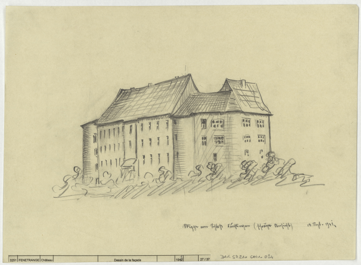 Elévation des façades nord et ouest depuis la rue.