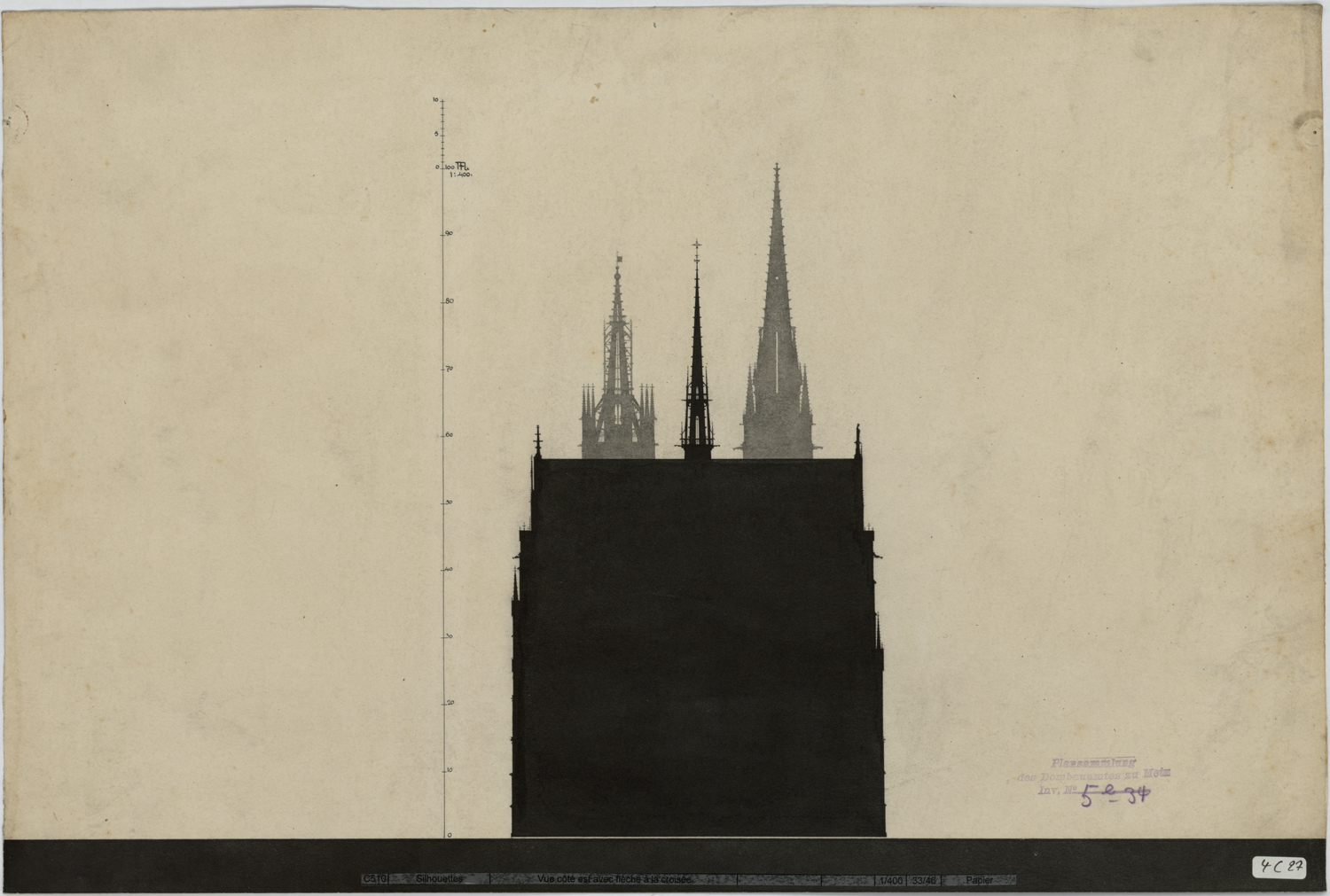 Projets de flèches à la croisée du transept et sur la tour du Chapitre, silhouette du côté est.