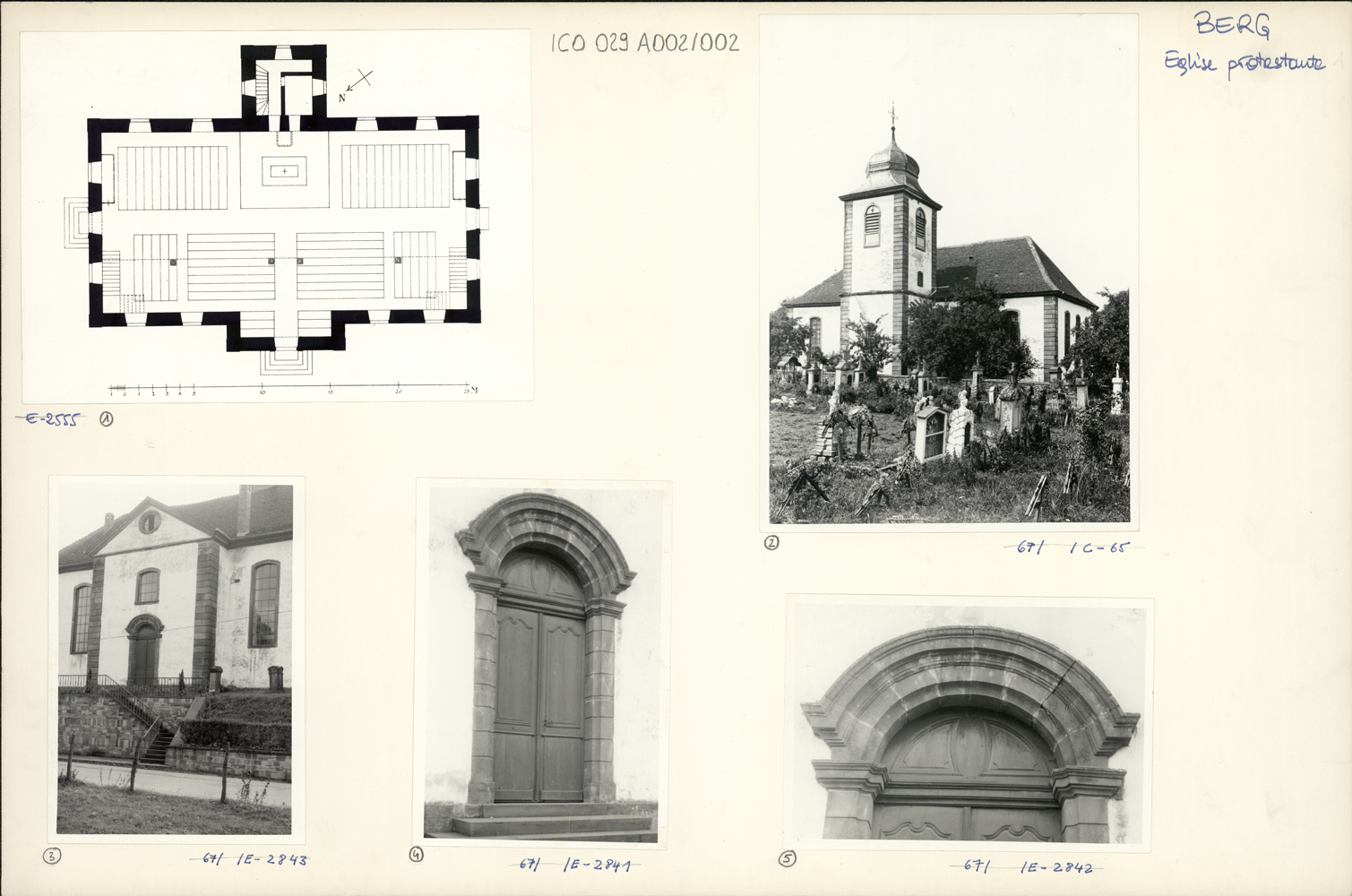 Plan de masse, vue de l’avant-corps et de la porte d’entrée, vue de la façade arrière et du cimetière.