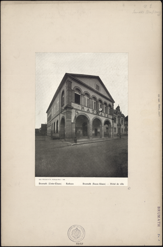 Vue d'ensemble de l'Hôtel de Ville de Brumath.