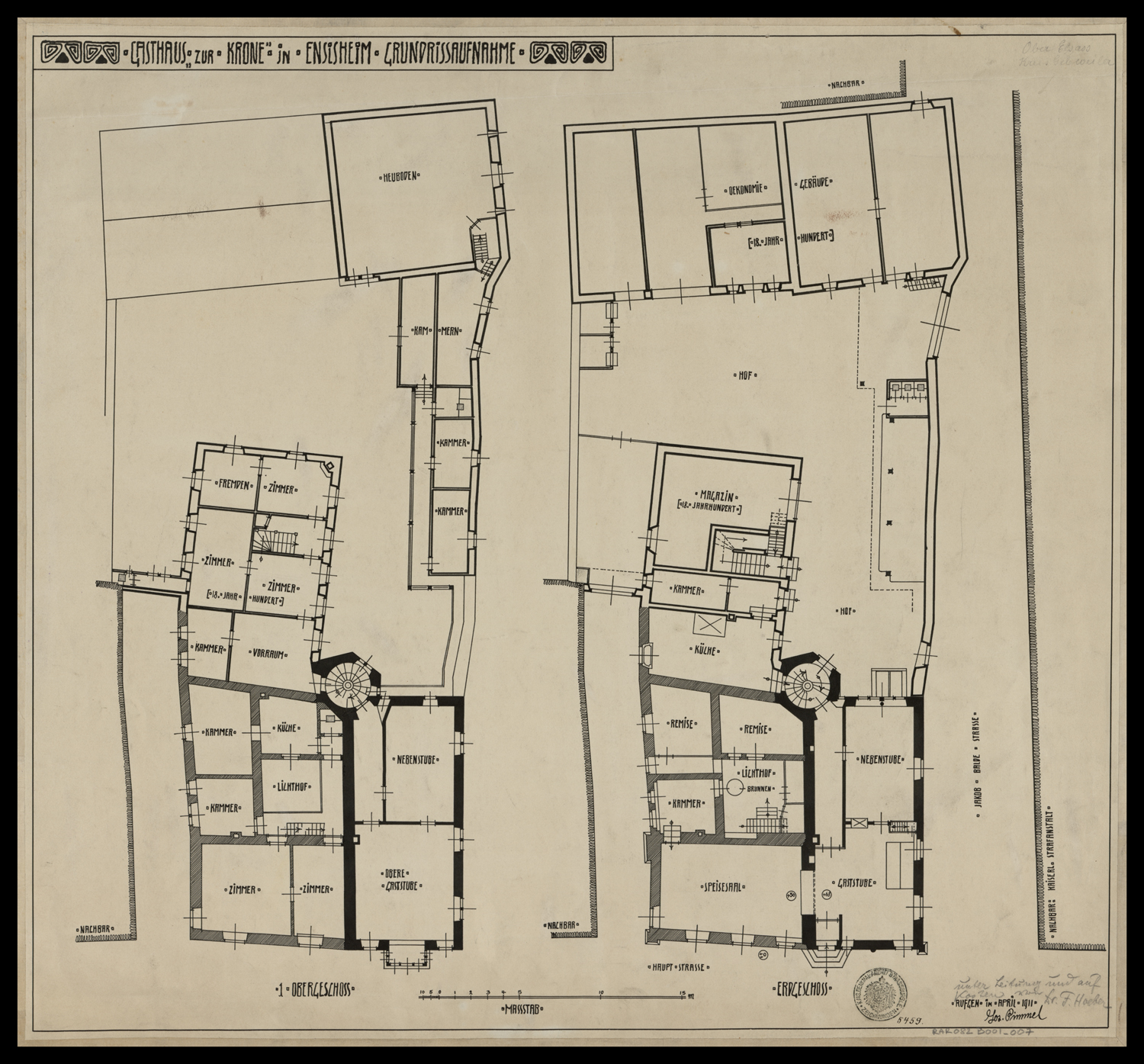 Plans de masse du rez-de-chaussée et du premier étage. 