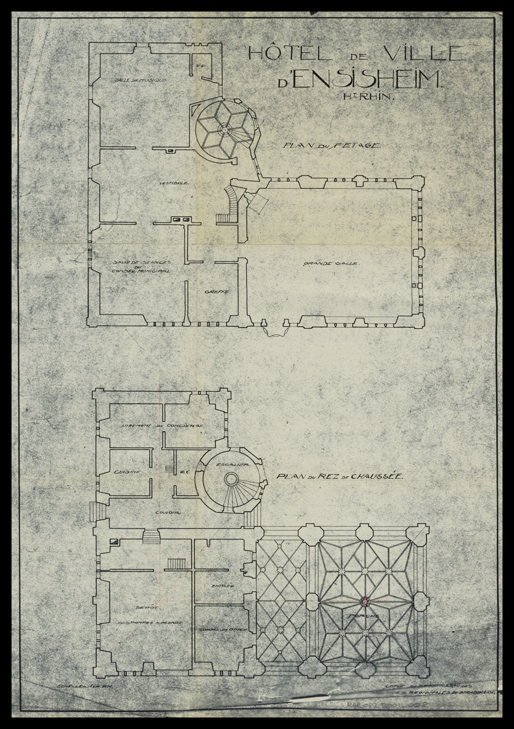 Plans de masse du rez-de-chaussée et de l’étage. 