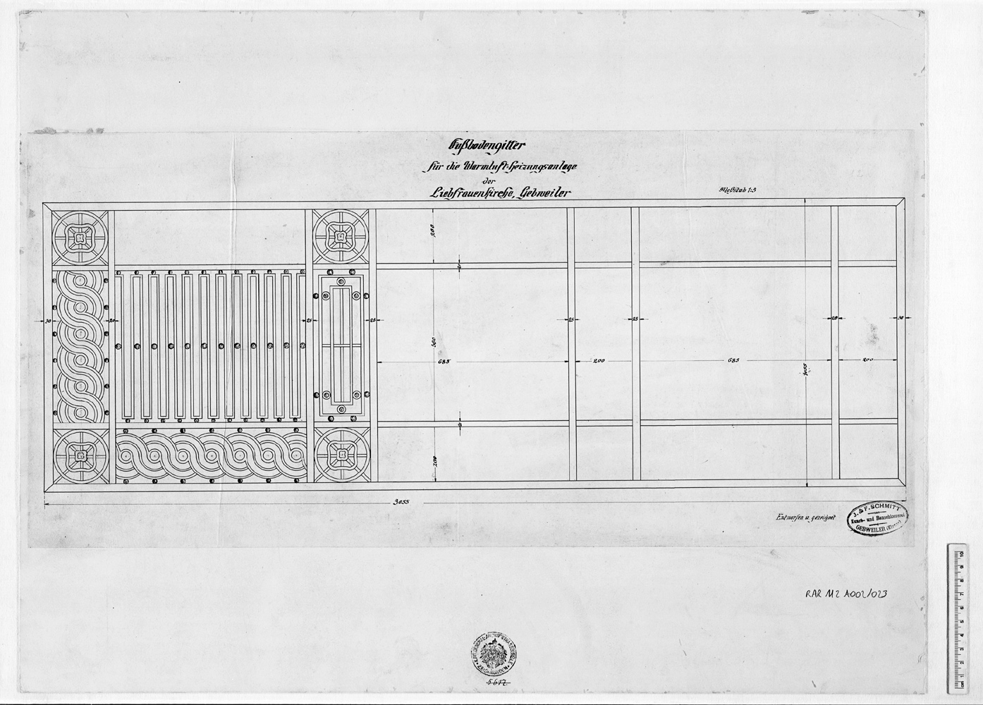 Détail d’une grille de sol du chauffage.