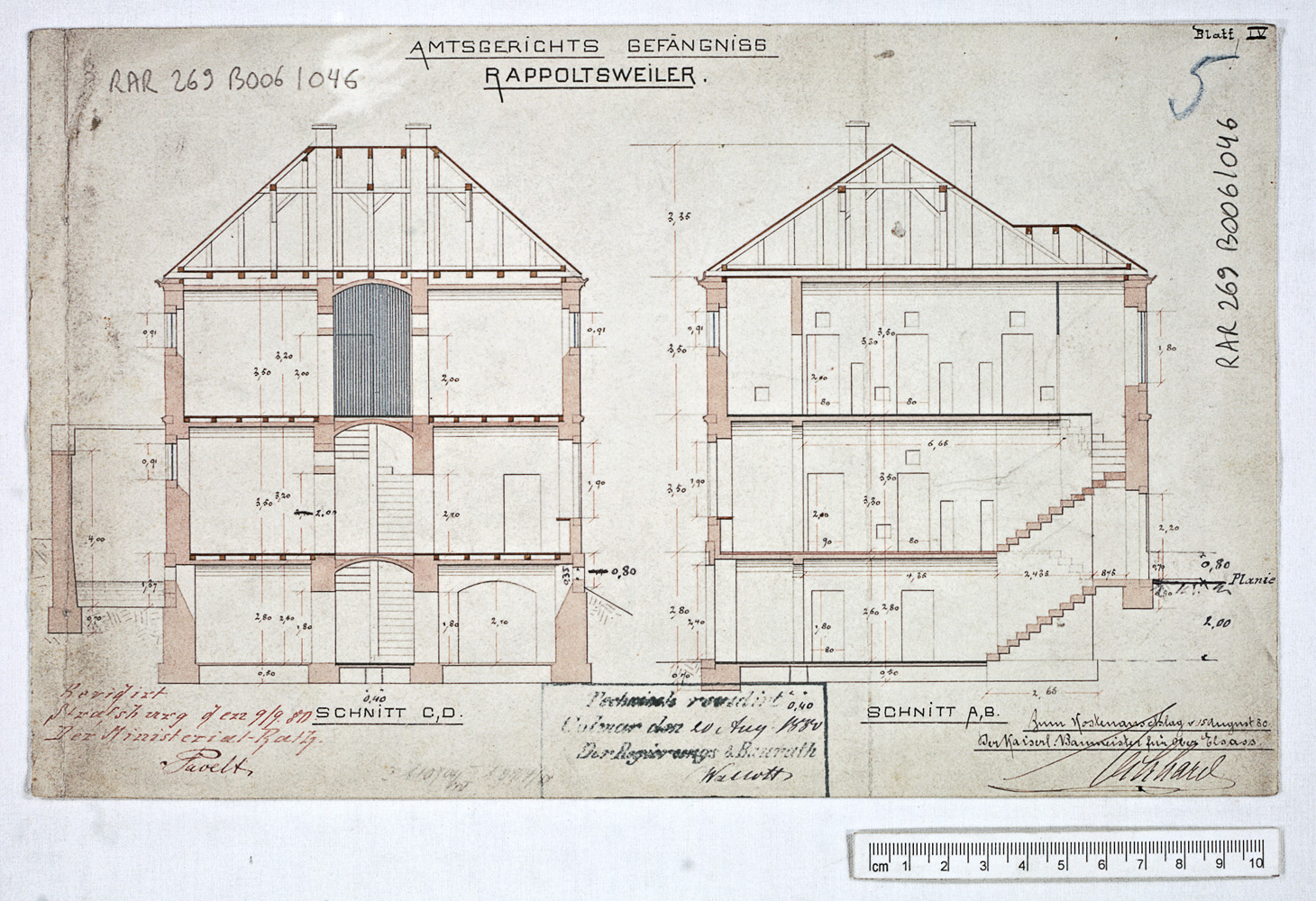 Projet de construction, coupes longitudinale et transversale.