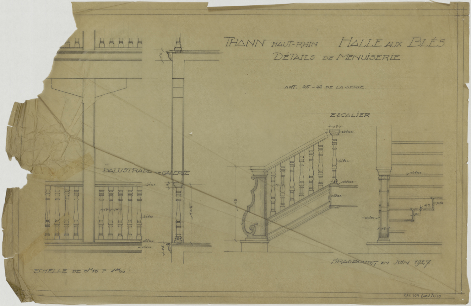 Détails de menuiserie, balustrade de la galerie et escalier.