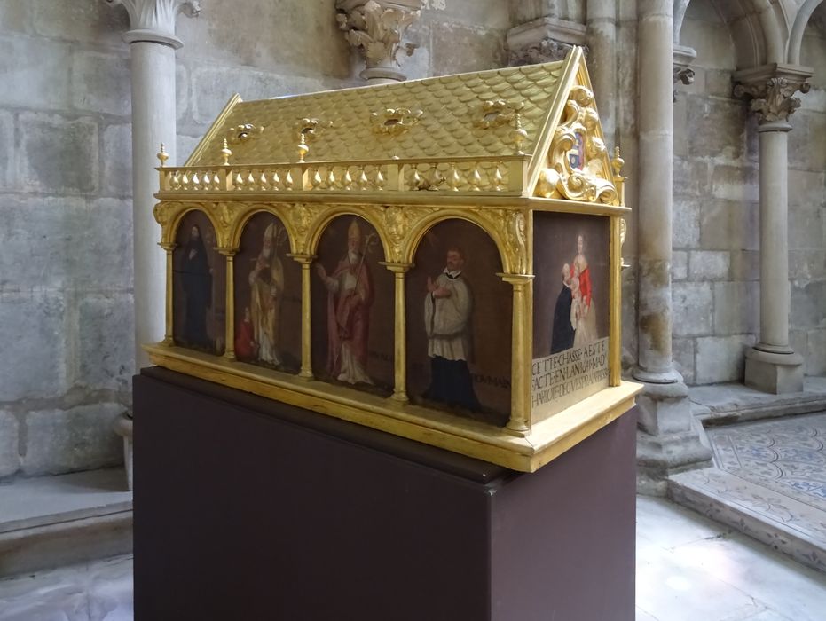 châsse-reliquaire de saint Julien
