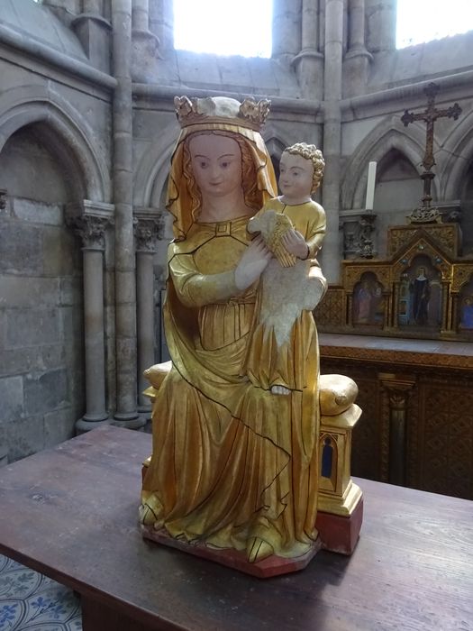 statue : Vierge à l’Enfant en majesté