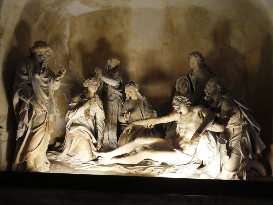 groupe sculpté : Mise au tombeau