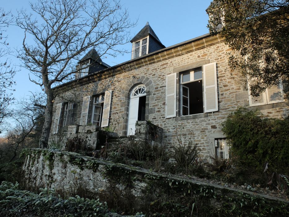 Maison de la Grande Vigne : Façade antérieure (sud)