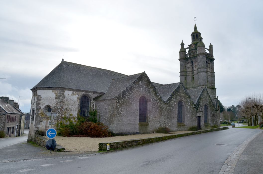 Eglise Saint-Gildas : Vue générale depuis le nord-est