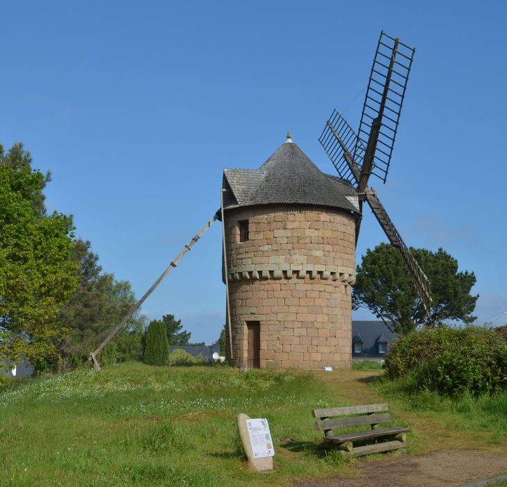 Moulin de la Lande du Crac : Vue générale depuis le sud-est