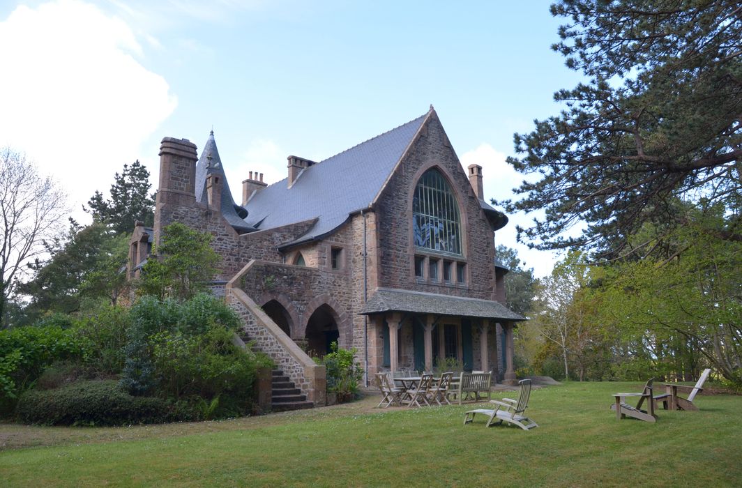 villa Rochefontaine : Vue générale depuis l’est