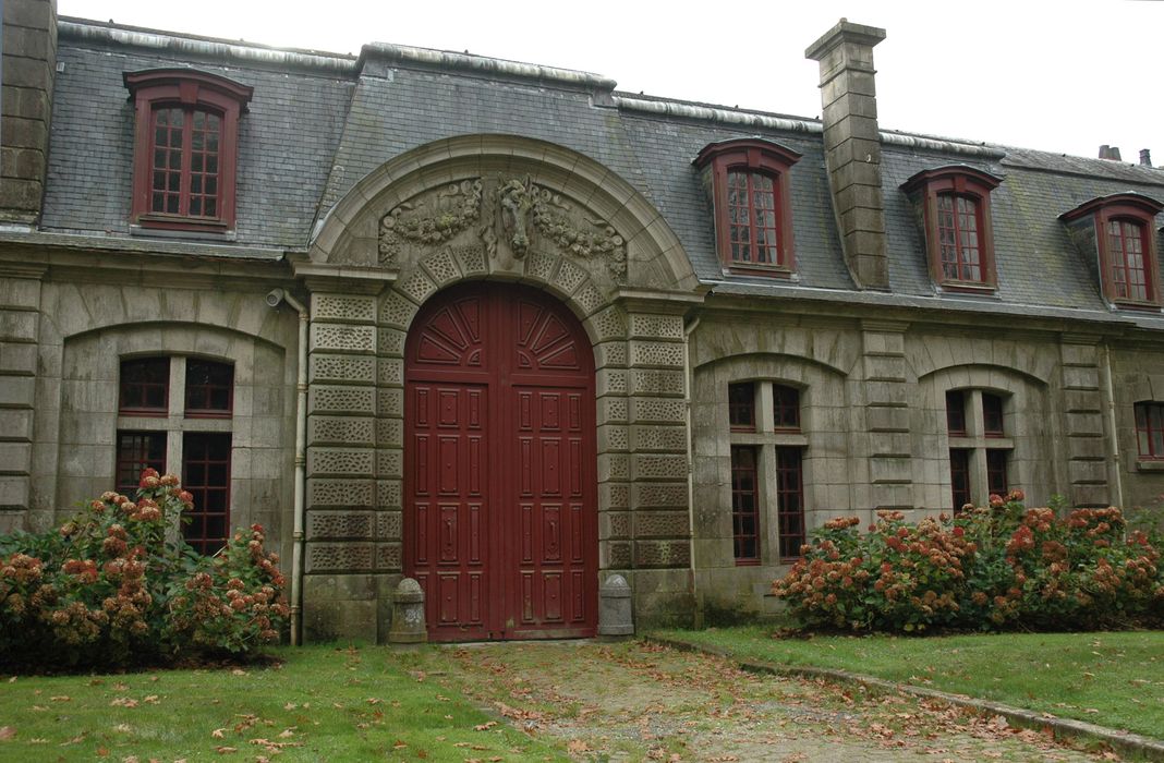 Domaine de Trévarez : Ecuries, façade antérieure nord