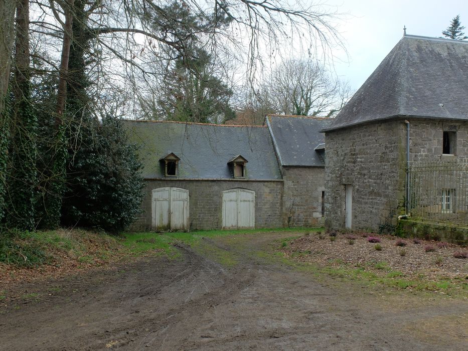 communs ouest, façade ouest, vue partielle