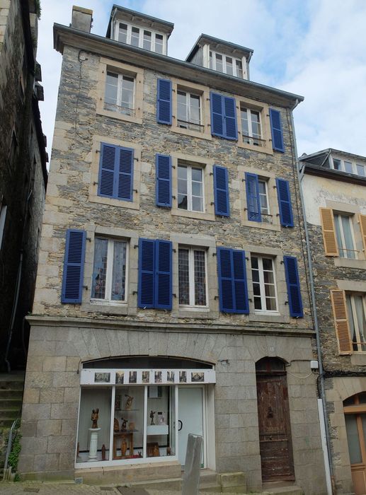 façade sur rue