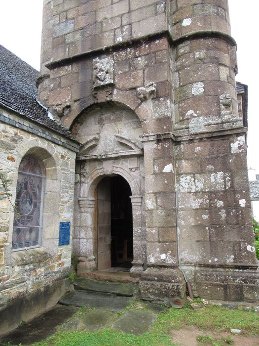 clocher, porte d’accès ouest