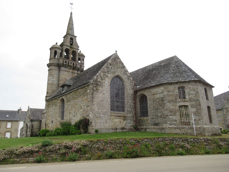 chapelle sud et chevet avec sacristie