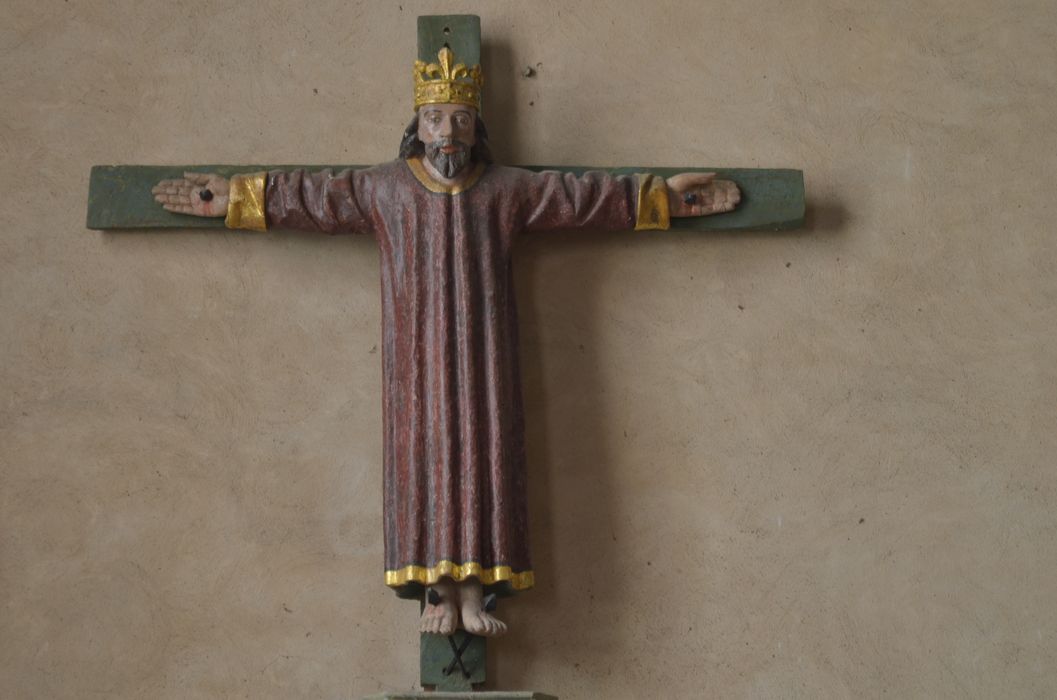 statue : Christ en robe