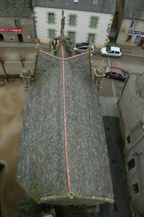 chapelle funéraire, toiture