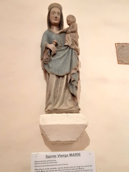 statue : Vierge à l’Enfant - © Ministère de la Culture (France), Direction Régionale des Affaires Culturelles de Bretagne – Tous droits réservés 