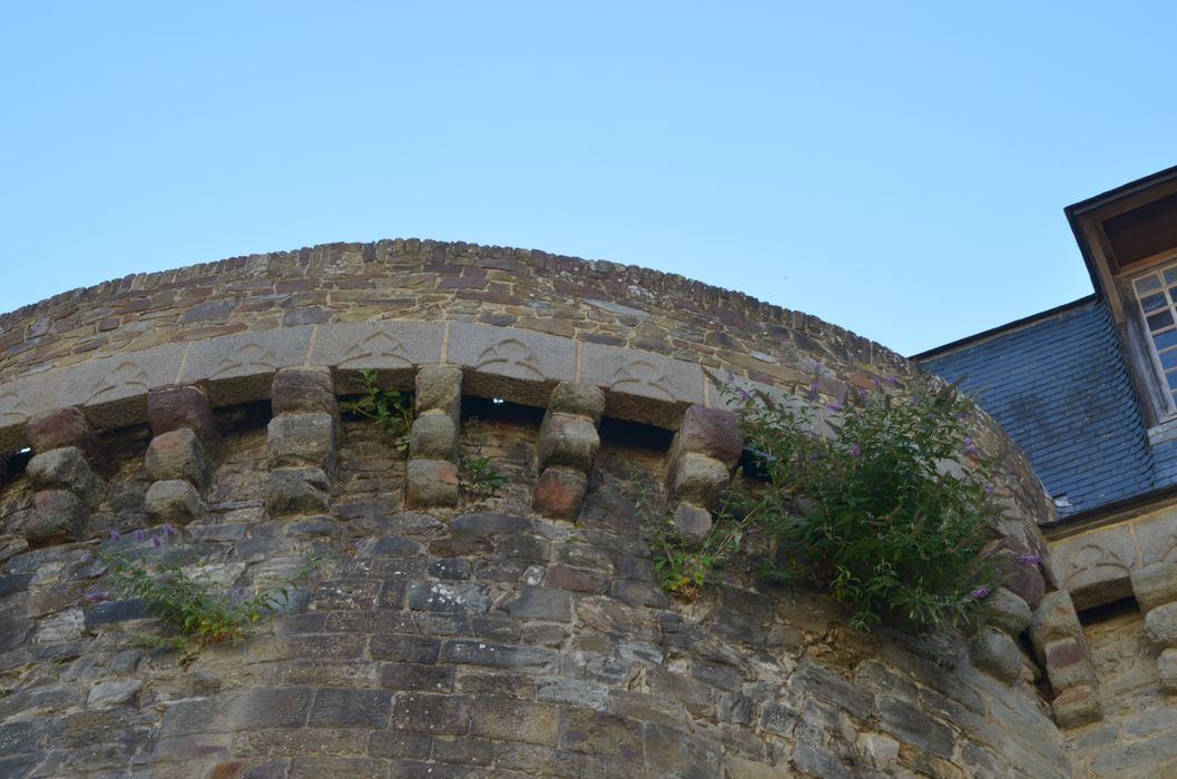 porte Mordelaise, détail de la partie supérieure