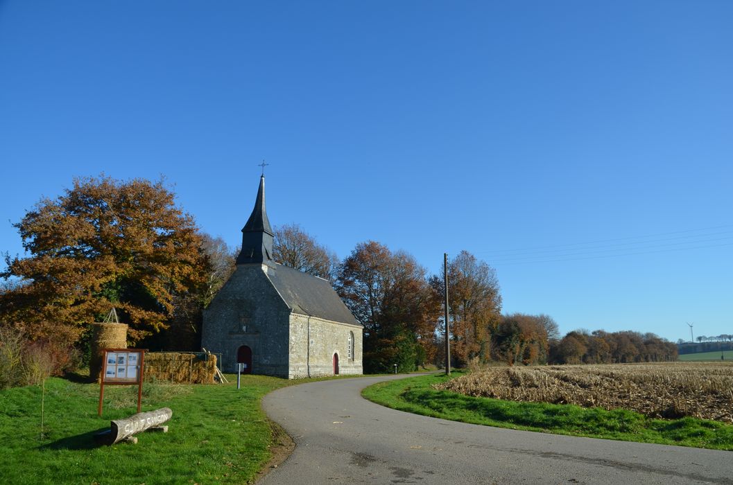 vue générale de la chapelle dans son environnement depuis le Sud-Ouest