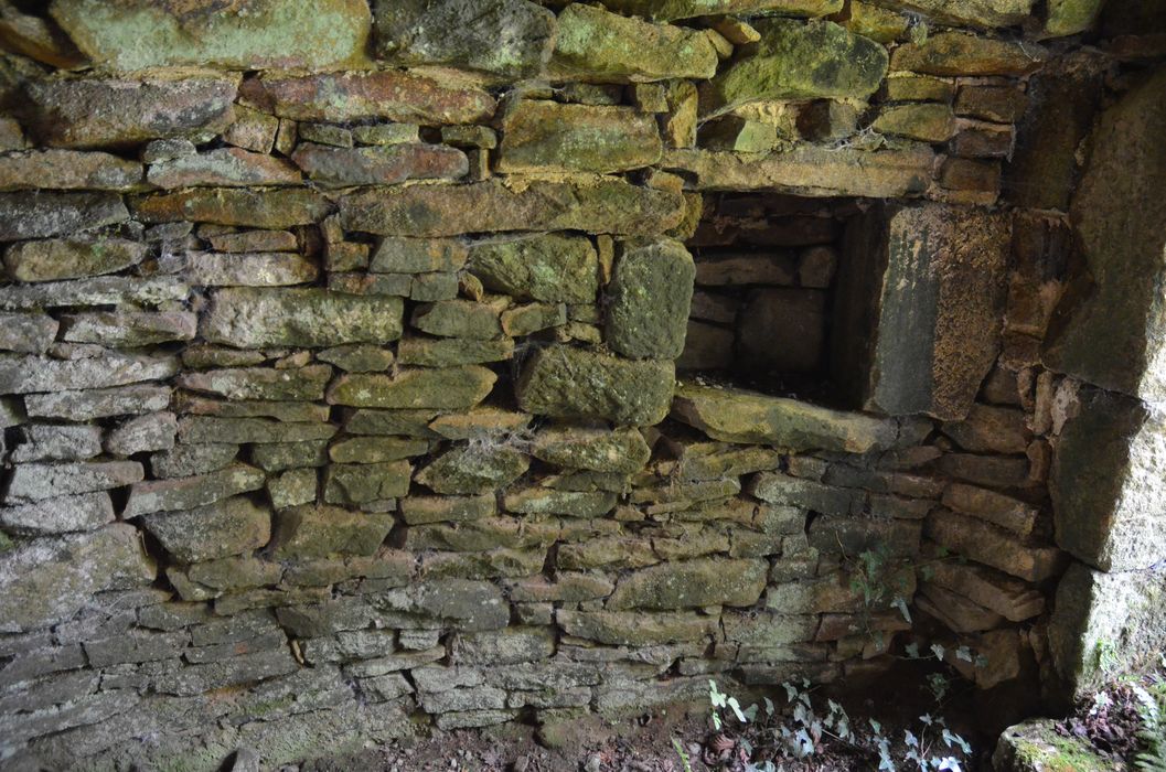 cave n°3, vue partielle de la maçonnerie