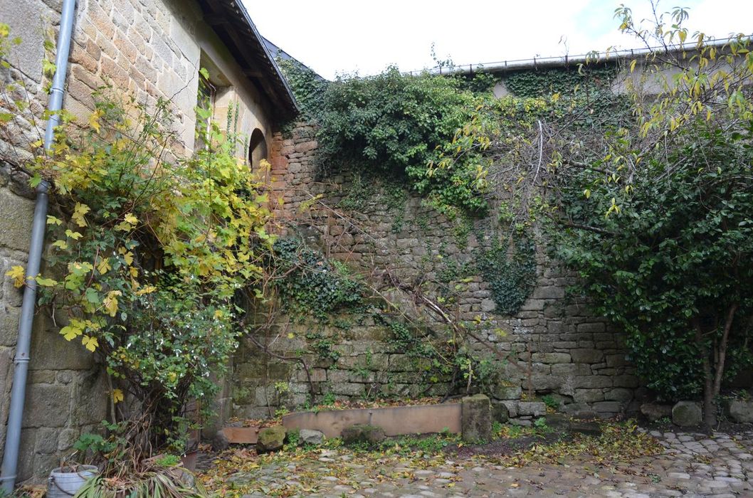 cour, mur mitoyen ouest