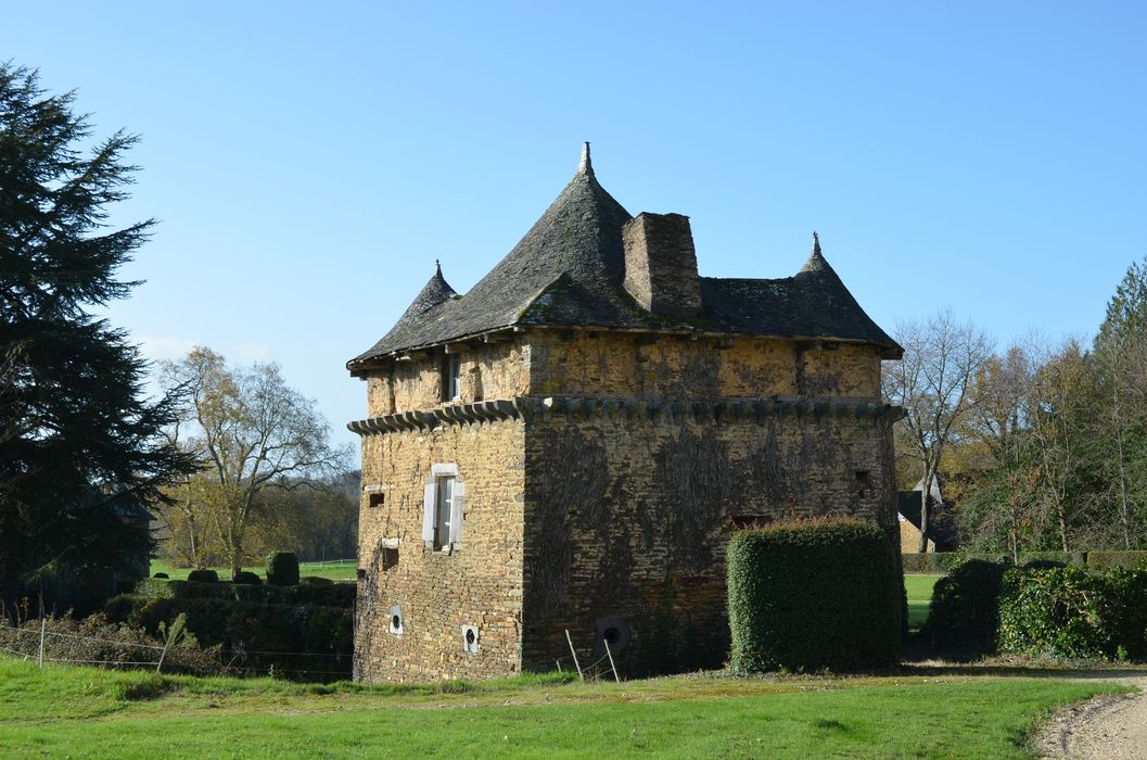pavillon nord-est, façades sud-est nord-est