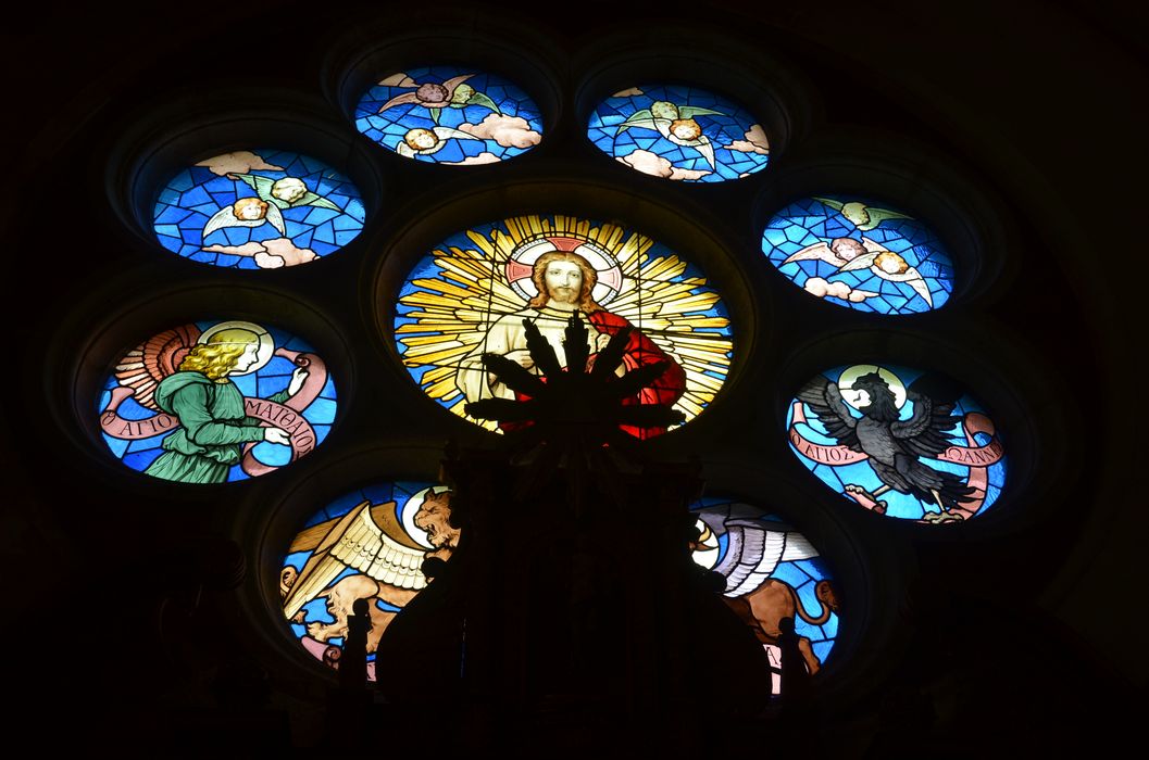 verrière de la chapelle : Assomption de la Vierge