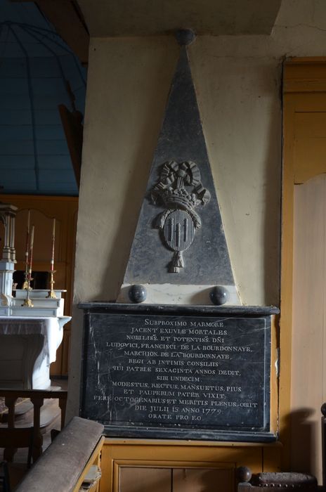 monument funéraire