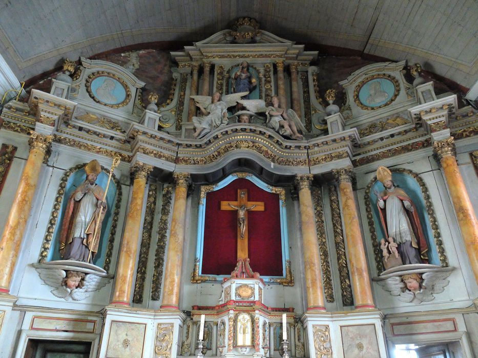 maître-autel, retable, statues : Saint Nicolas, saint évêque non identifié