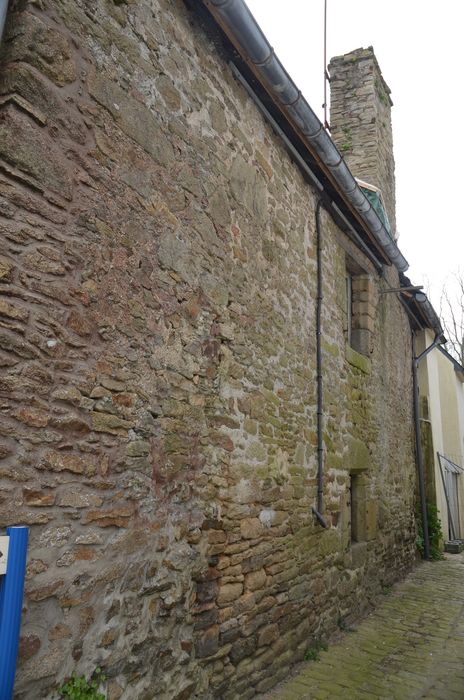 façade latérale sur la ruelle