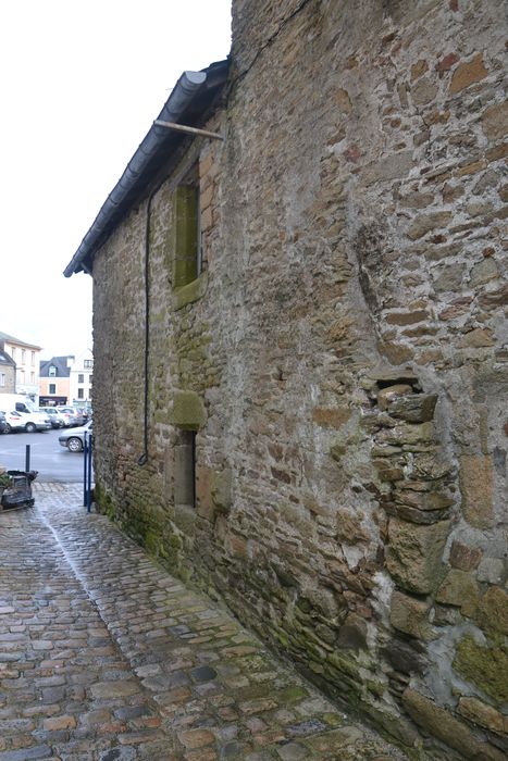 façade latérale sur la ruelle, vue partielle