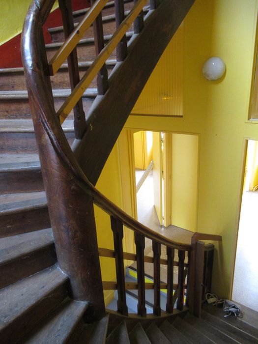 escalier, vue partielle