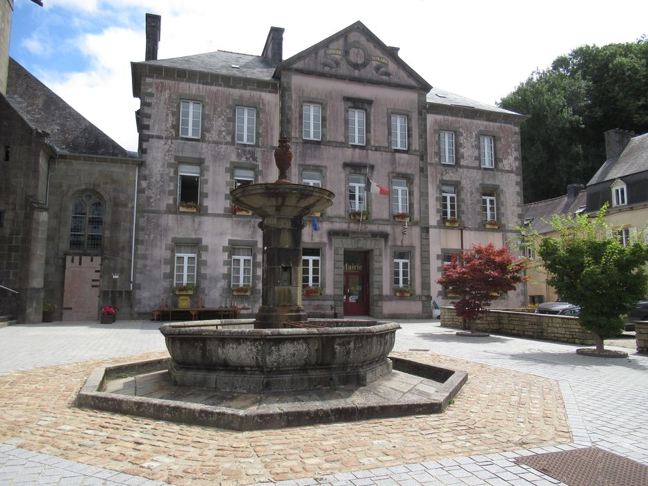 vue générale de la fontaine