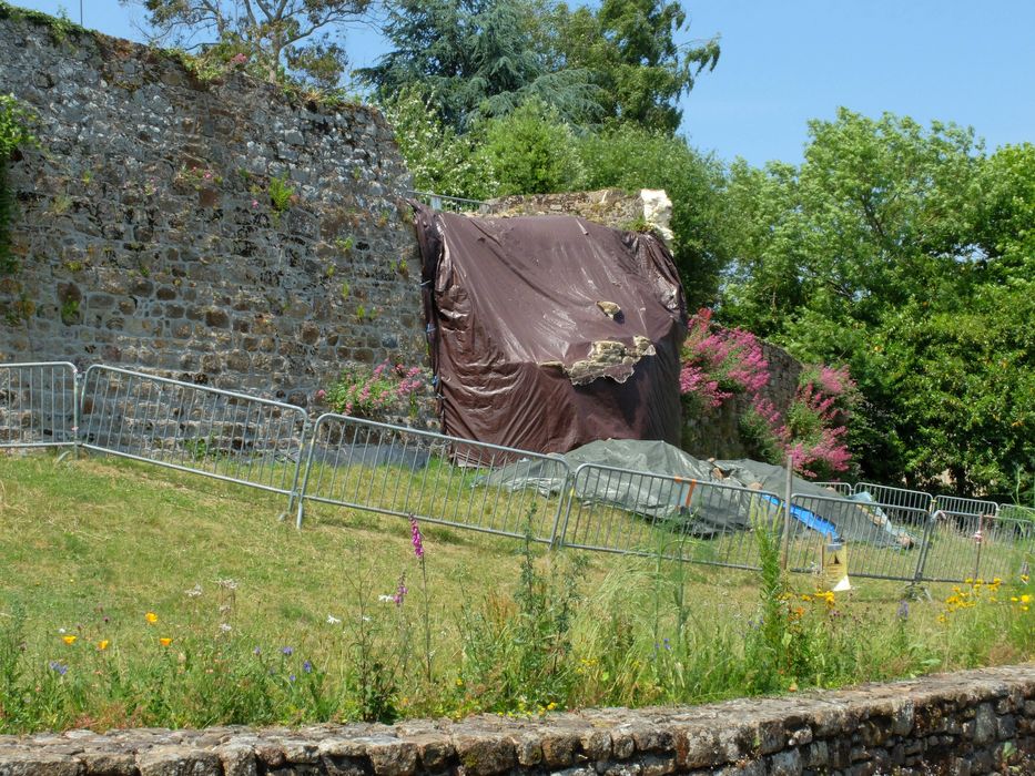 parcelle 60, courtine et tour (67) après effondrement
