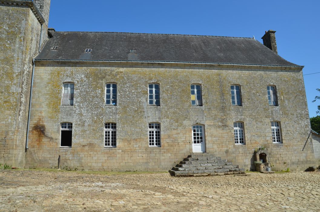 logis, aile est, façade sud