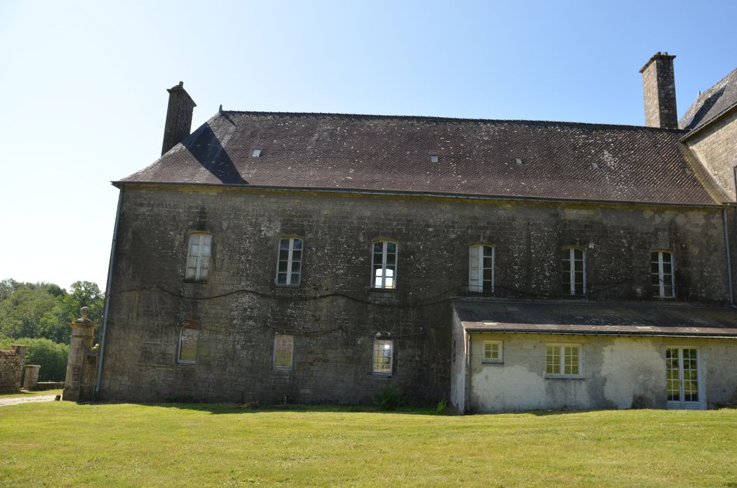 logis, aile est, façade nord