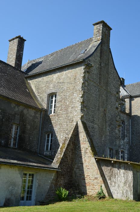 aile de jonction entre le logis ouest et est, façades nord et est