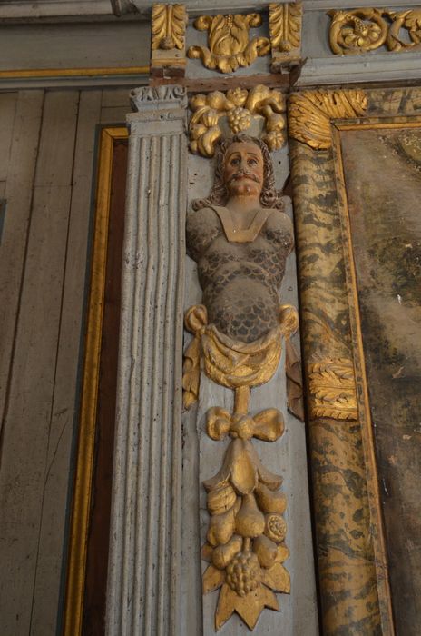aile est, galerie du 1er étage, détail des lambris de revêtement de la cheminée
