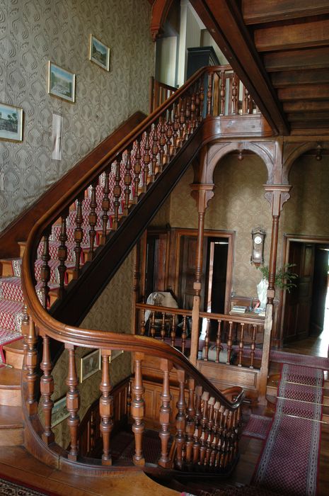 Château de la Villequéno : Escalier, vue générale