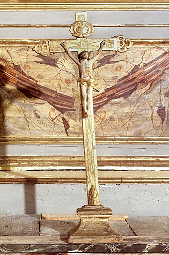 autel ; retable de sainte Catherine d'Alexandrie. Croix d'autel. - © Inventaire général, ADAGP  ; © Monuments historiques, 2000
