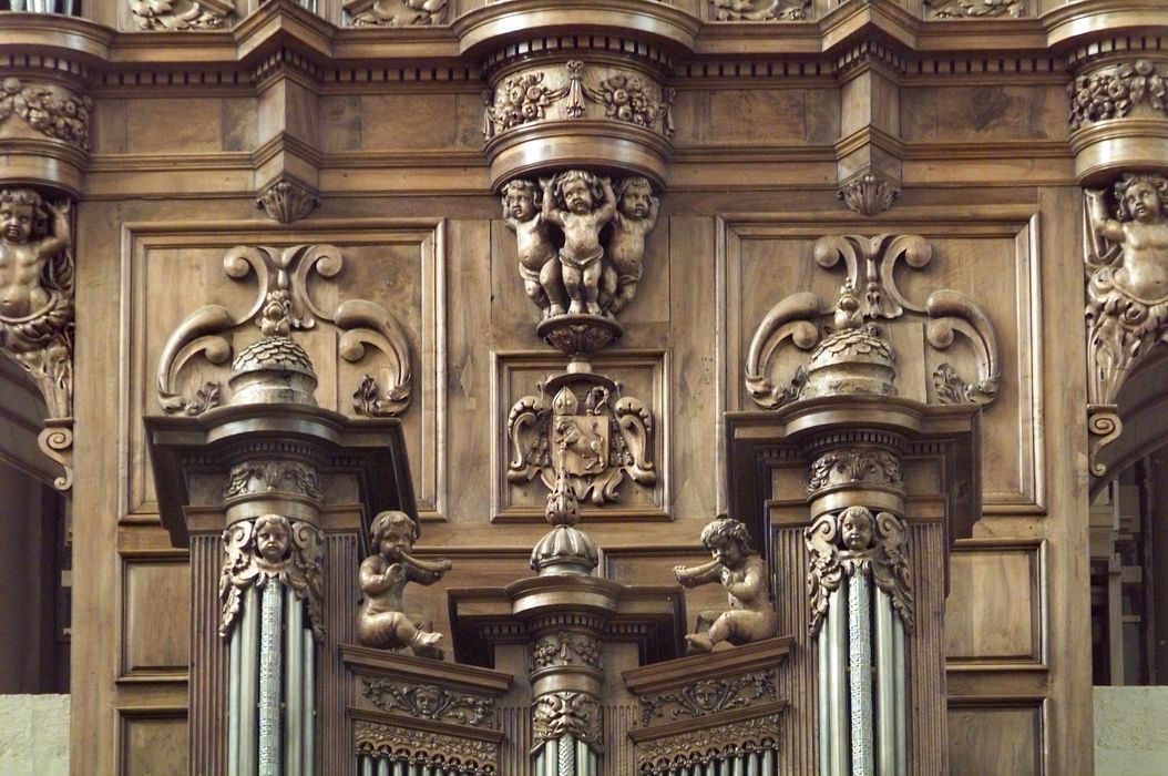 orgue de tribune, détail du buffet