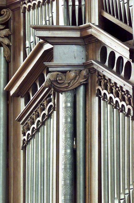 orgue de tribune, détail du buffet