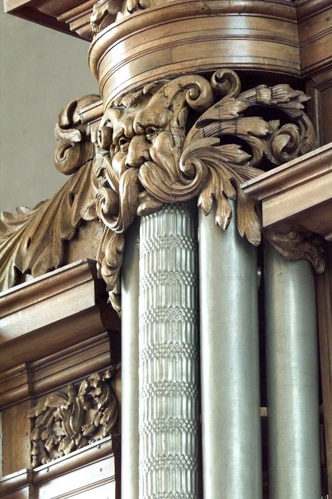 orgue de tribune, détail du buffet